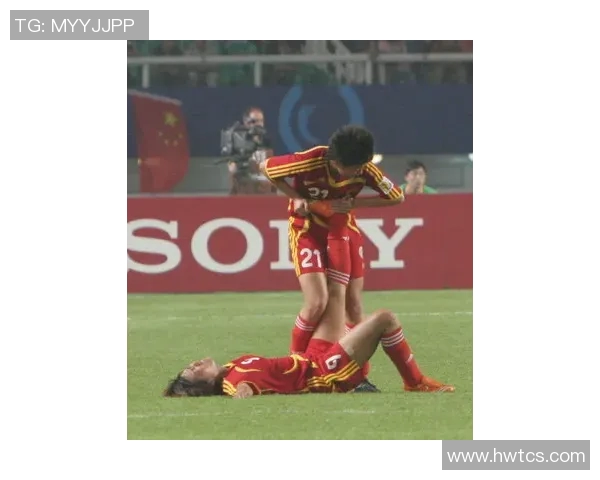 足球明星在赛场外的思念与感慨与网友们的心灵共鸣